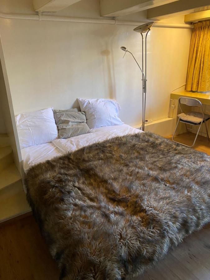 Truelove Guesthouse อัมสเตอร์ดัม ภายนอก รูปภาพ